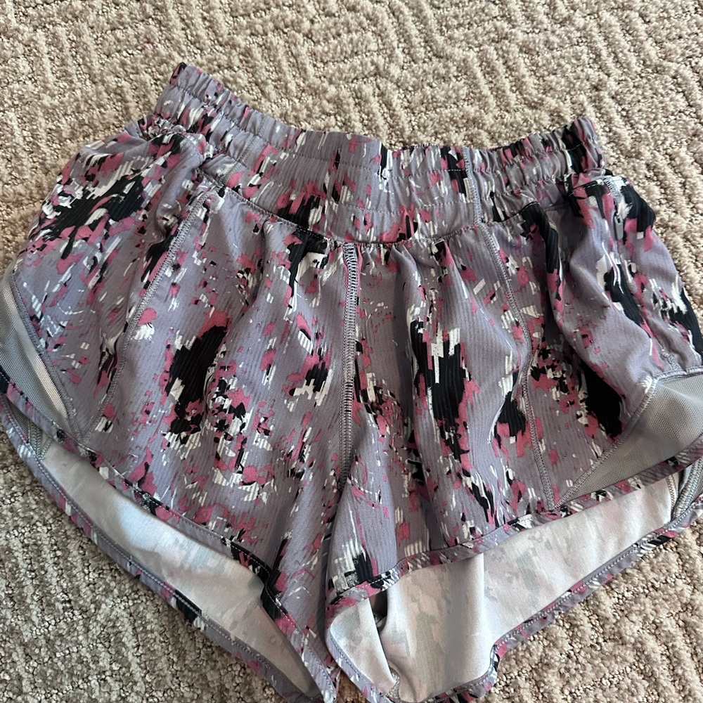 lululemon hotty hot shorts